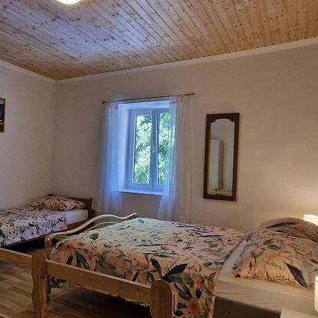 Studio Apartman Kaštel Kambelovac Kastela Bagian luar foto